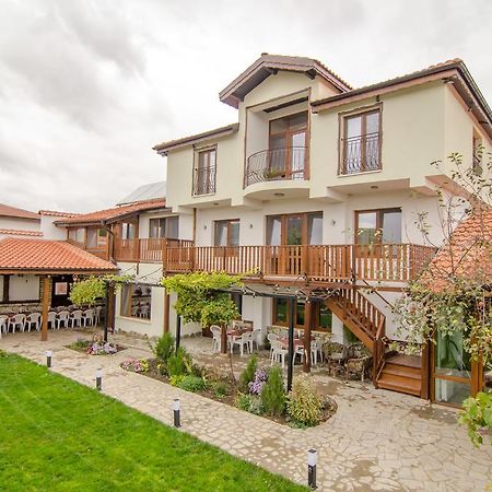 Guest House Villa Elma Nevsha Εξωτερικό φωτογραφία