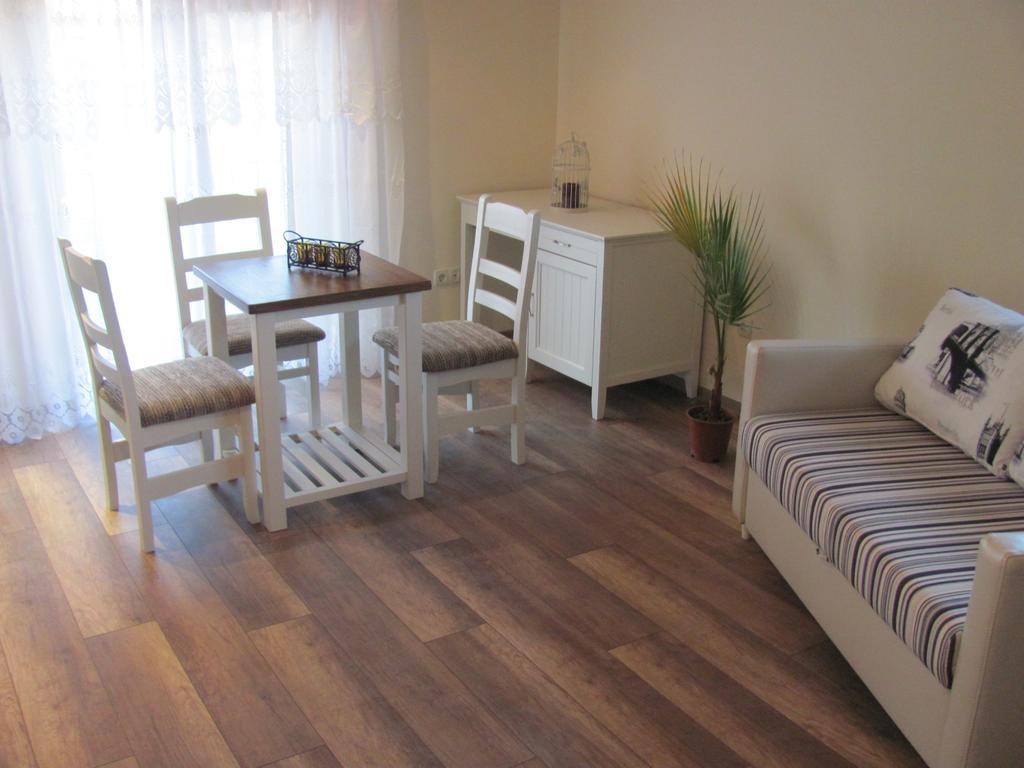 Guest House Villa Elma Nevsha Δωμάτιο φωτογραφία