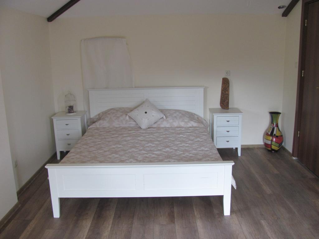 Guest House Villa Elma Nevsha Δωμάτιο φωτογραφία
